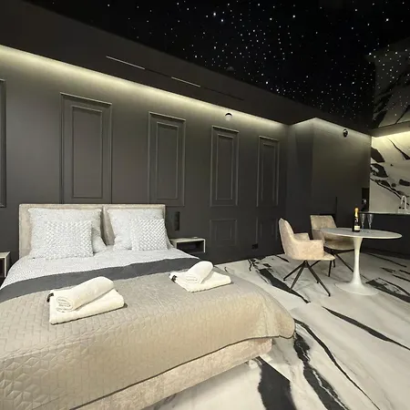 Wawel Starlight Jacuzzi & Parking Krakov